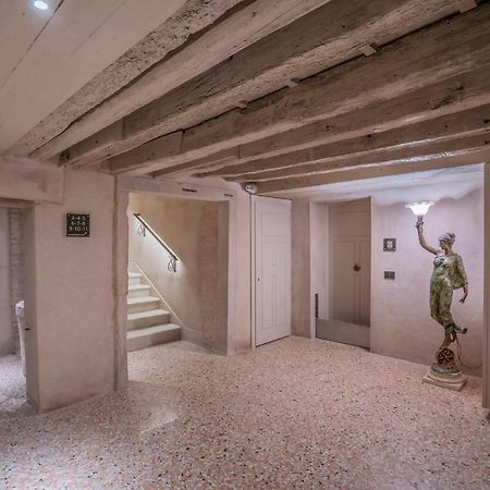 Corte Rubbi 7 Deluxe Apartment Venedig Eksteriør billede