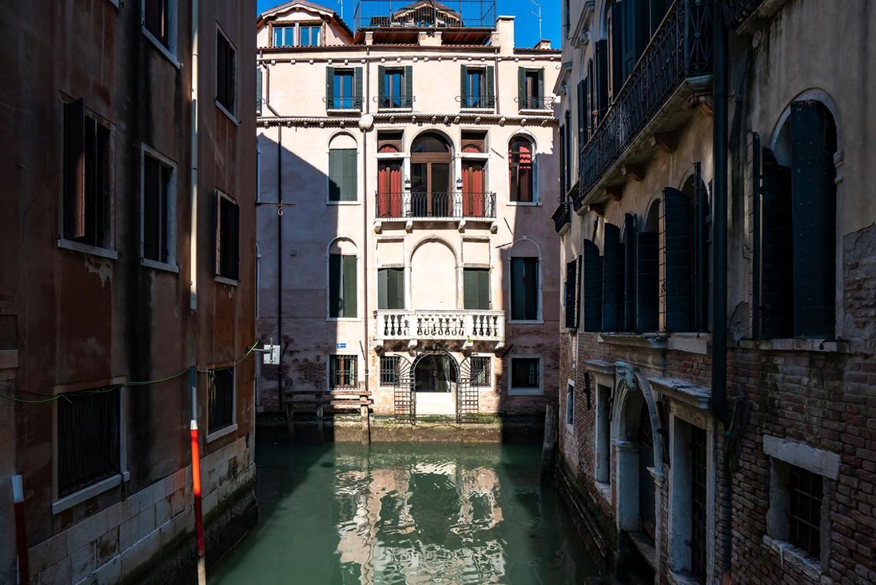 Corte Rubbi 7 Deluxe Apartment Venedig Eksteriør billede